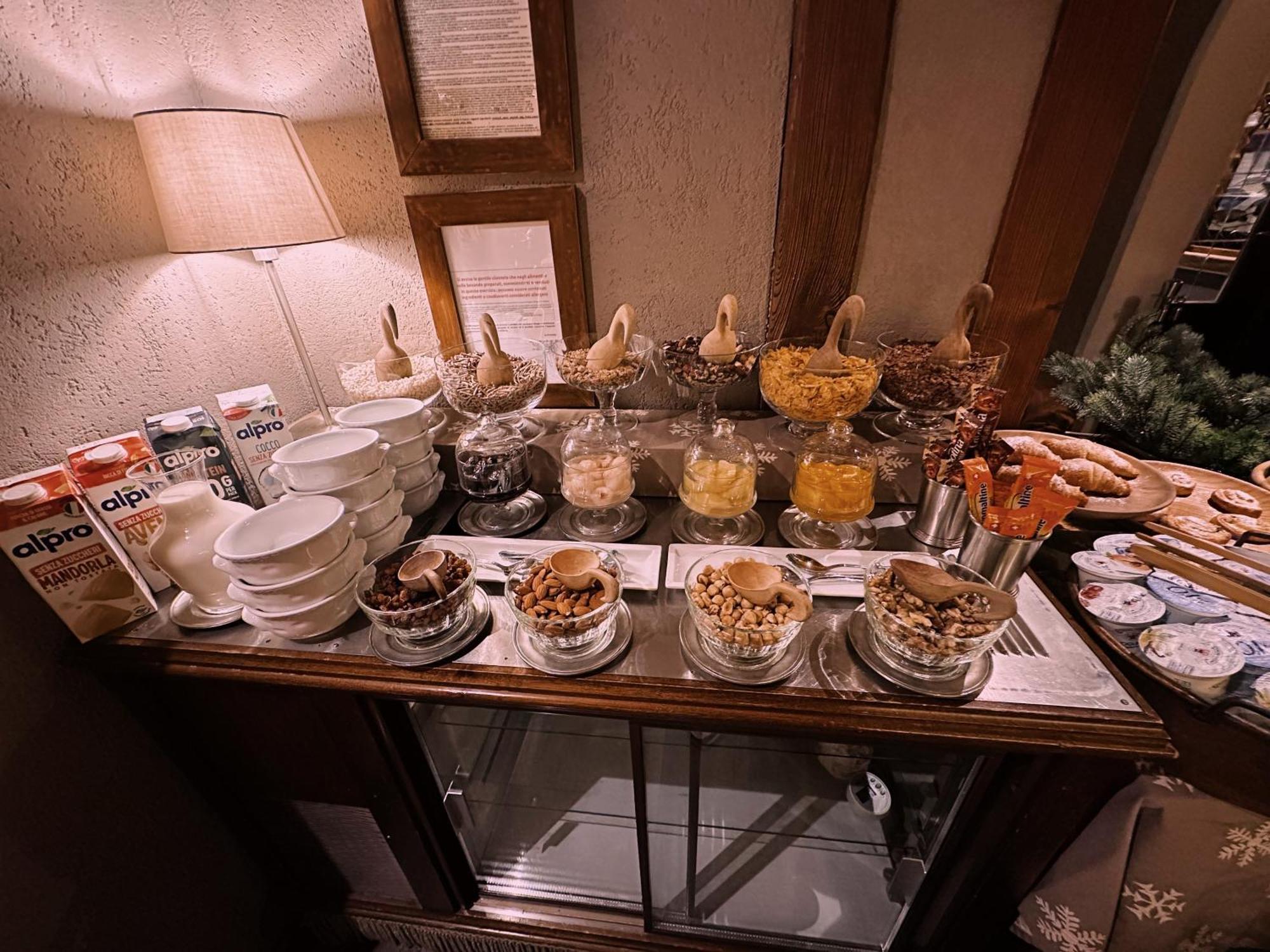 Le Samovar Guest House Breuil-Cervinia Zewnętrze zdjęcie